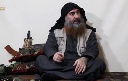   Abu Bakr al Bagdadi, lejos de la luz pública hace cinco años, apareció este lunes en un video de 18 minutos 