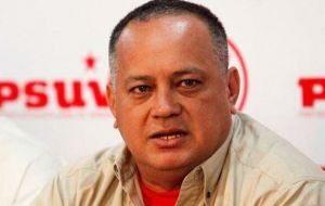 El presidente de la ANC, Diosdado Cabello, dijo que extendían sus labores “para seguir cumpliendo las tareas encomendadas” por Maduro