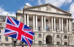 El Banco de Inglaterra ha recortado esta semana dos décimas sus expectativas anuales de crecimiento, hasta el 1,3%, por la incertidumbre que causa el Brexit