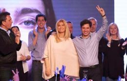  La fórmula de Axel Kicillof y Verónica Magario alcanzó un 49,32% de los votos, mientras que la actual gobernadora obtuvo un 32,71% de los votos