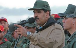 “Ya las tropas están desplegadas” en esos territorios, dijo Maduro tras recordar que 24 horas antes declaró una alerta naranja a las unidades militares