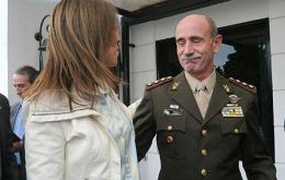 El director de la oficina será un veterano de guerra, el coronel Jorge Zanela, y dependerá de la Secretaría de Estrategia y Asuntos Militares de Defensa