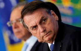 “La reforma es necesaria, si no se hace Brasil quiebra en dos años. Lo lamento, pero hay que aprobarla, no había otra forma”, dijo Bolsonaro