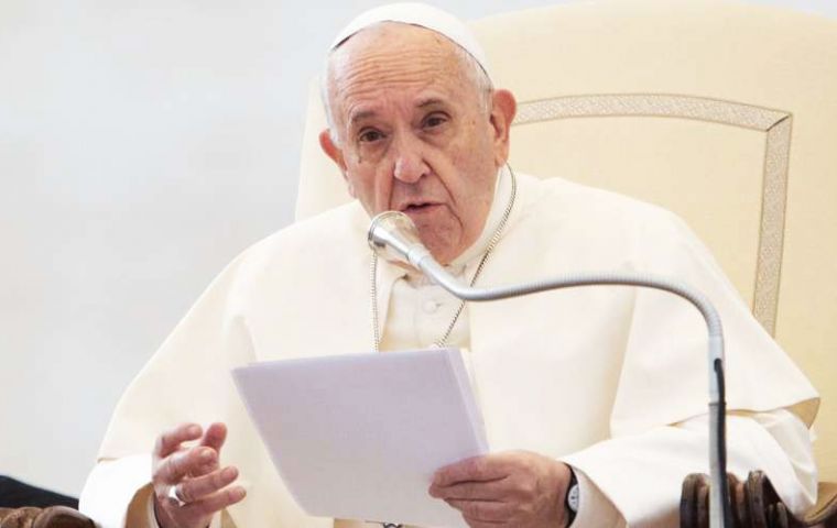 El Papa argentino pronunció un discurso ante miembros de la Asociación Internacional de Derecho Penal, a los que recibió en el Vaticano
