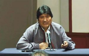 El otro fue impulsado por el Movimiento al Socialismo (MAS) de Evo Morales, que tiene holgada mayoría en las cámaras.