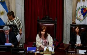 La vice-presidente Cristina Fernandez debutó como titular de la Cámara Alta 