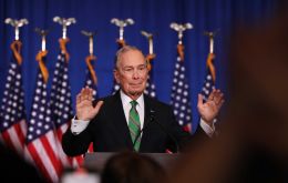 La salida de Bloomberg puso punto final a una novedosa estrategia de campaña y un vasto experimento en publicidad política