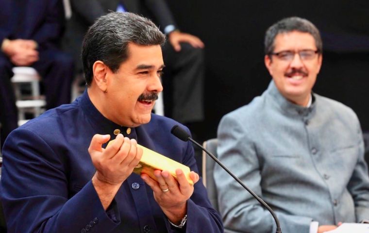 Desde el año pasado, las instituciones financieras venezolanas ofrecen euros en efectivo, suministrados por el banco central, a empresas locales