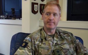 Comandante de las BFSAI Brigadier Nick Sawyer