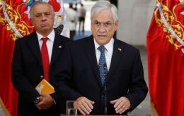 El plebiscito estaba fijado para el 26 de abril, pero debido a la pandemia del coronavirus, el presidente Piñera debió decretar estado de excepción de catástrofe