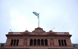 Exchange Bondholder Group, dijo que la decisión argentina “no representa el producto de negociaciones de buena fe” y que por eso “lo considera inaceptable y no tiene la intención de apoyarlo”.