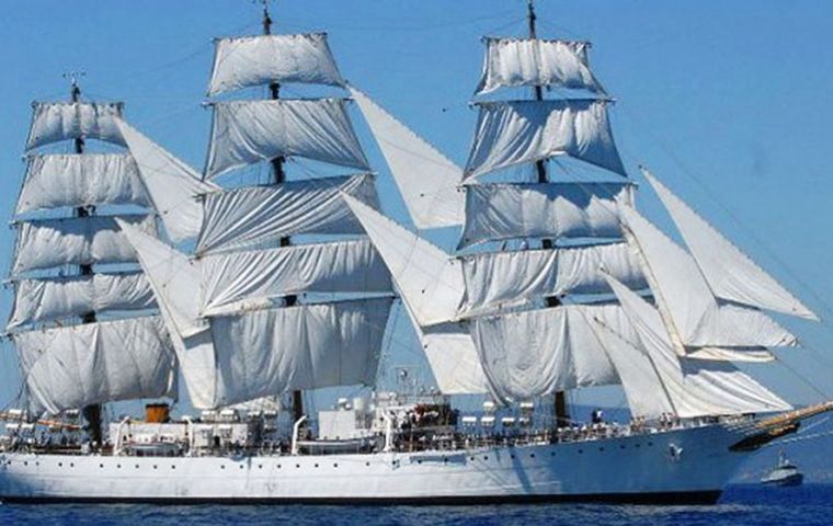 Fragata argentina "Libertad" pronta para su viaje de instrucción 49 —  MercoPress