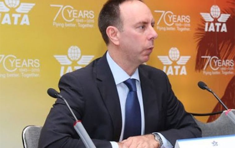 “El pedido es que se mueva la fecha del primero de septiembre a, si es posible, principios de julio, eso es lo que pedimos”, dijo Peter Cerda de IATA