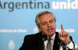 El presidente Alberto Fernández pidió a los argentinos que “no aflojen” en sostener los cuidados necesarios para evitar contagios y el avance del coronavirus