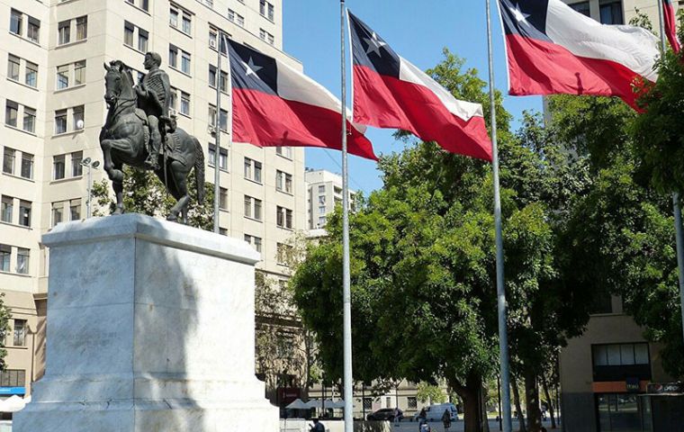 Según la Cancillería se busca fortalecer otras misiones diplomáticas en países más estratégicos para Chile, como Bélgica, cuya capital, Bruselas, aloja la sede de la Unión Europea y Austria.