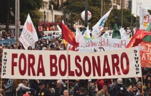 Las marchas a favor y en contra de Bolsonaro en varias ciudades transcurrieron sin incidentes de importancia, después de los disturbios del domingo pasado