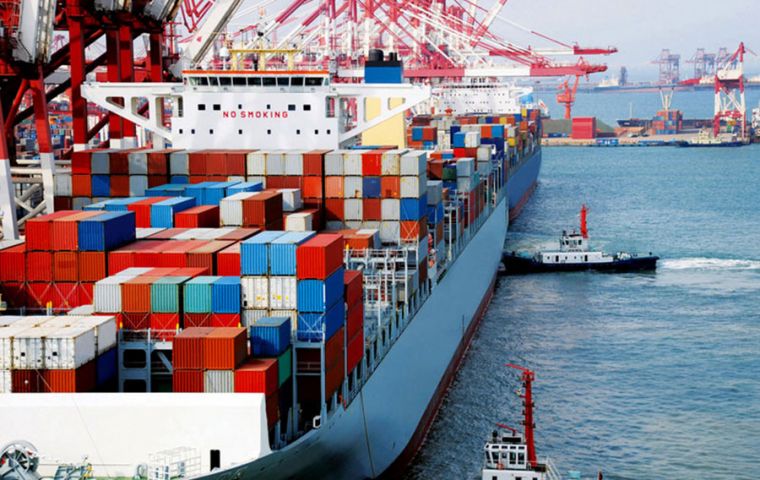 Las exportaciones de bienes de los 19 países de la Eurozona sumaron en abril 136.600 millones de euros, según Eurostat