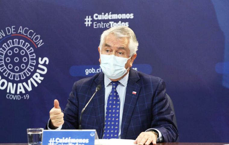 El flamante ministro de Salud, Enrique Paris, aseguró que se debe ”tomar medidas que sean extremas” para atacar la pandemia