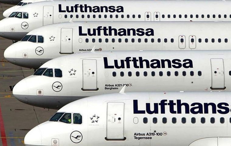 La casi paralización del tráfico aéreo mundial registrada a partir de la expansión del coronavirus afectó seriamente a Lufthansa