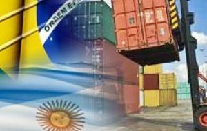 En segundo lugar se ubicó Brasil, con exportaciones por US$ 557 millones, e importaciones por US$ 692 millones, y saldo negativo de US$ 134 millones