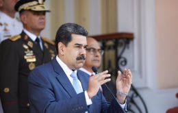 Caracas “reitera la invitación para que Naciones Unidas y la Unión Europea participen como observadores”, un acuerdo que por ahora parece lejano