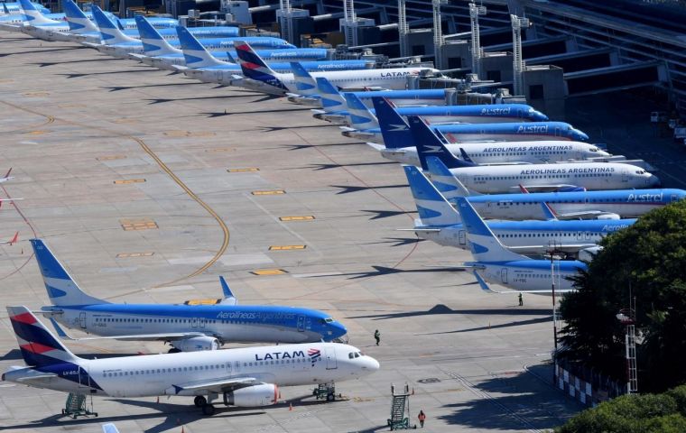 IATA pide a gobiernos de América Latina y el Caribe que permitan una reanudación más amplia de la aviación y proporcionen más ayuda financiera