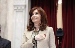 El conflicto fundamental puede resumirse en un párrafo: “Cristina Kirchner no puede ser la jefa política de un país con la economía en crisis”, comienza
