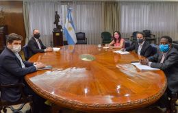 El organismo financiero realizó la declaración tras la finalización de una visita de un equipo del FMI a Buenos Aires
