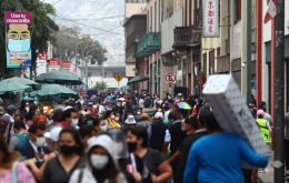 Perú registró un total de 956.347 casos  de Covid-19 y 35.785 muertes por la enfermedad desde el comienzo de la pandemia