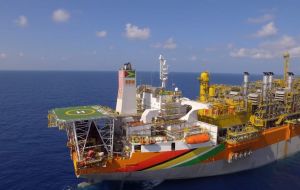 Guyana está en alianza con transnacionales petroleras, como la ExxonMobil, sobre territorio venezolano no controvertido, así como sobre áreas marinas y submarinas pendientes por delimitar”.