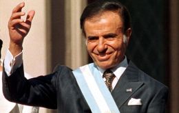 La DAIA tras la muerte de Carlos Menem, expresa que durante su presidencia se produjeron los dos atentados terroristas más graves de la historia argentina.