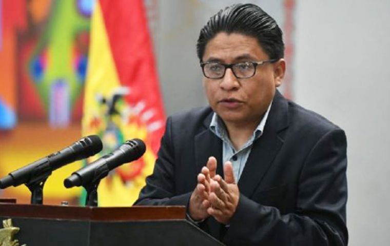 «Ha habido un evidente y flagrante incumplimiento sobre las acciones pactadas entre Bolivia y la OEA, por parte de la OEA y Luis Almagro», afirmó Ivan Lima