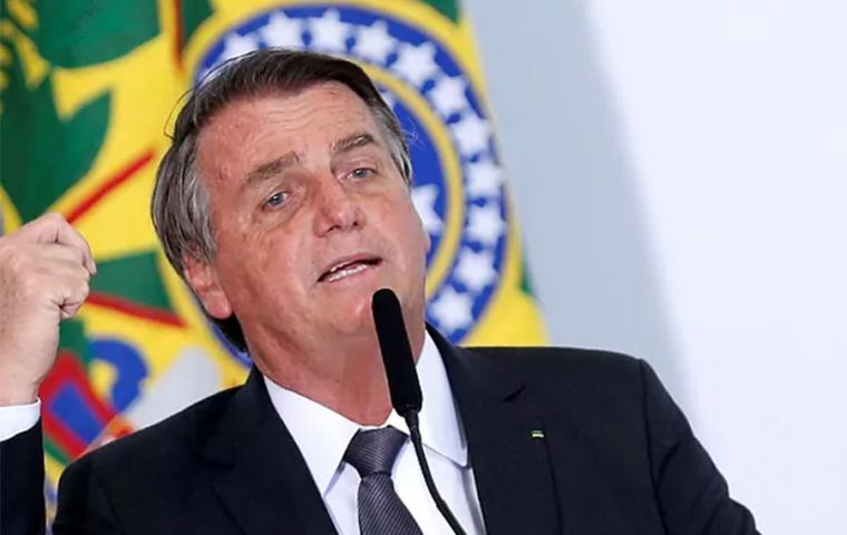 “No voy a hablar más de Cuba y Venezuela, hablemos de Argentina”, dijo Bolsonaro.