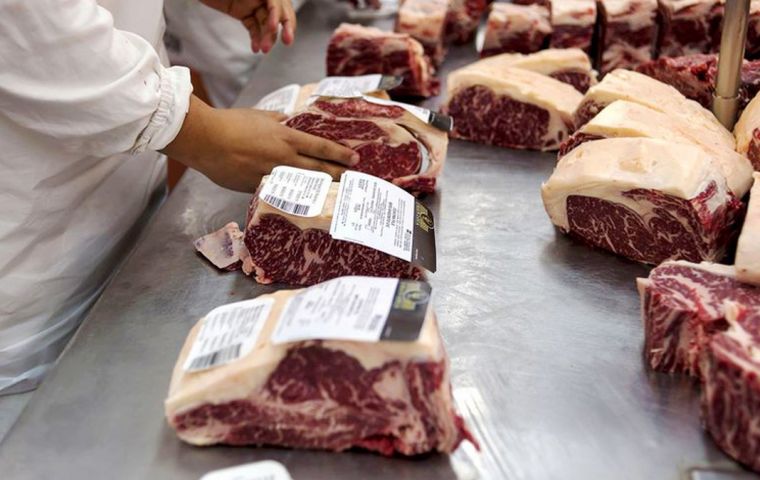 Los precios al por menor de la carne no han bajado a pesar de las intenciones y anuncios del Gobierno