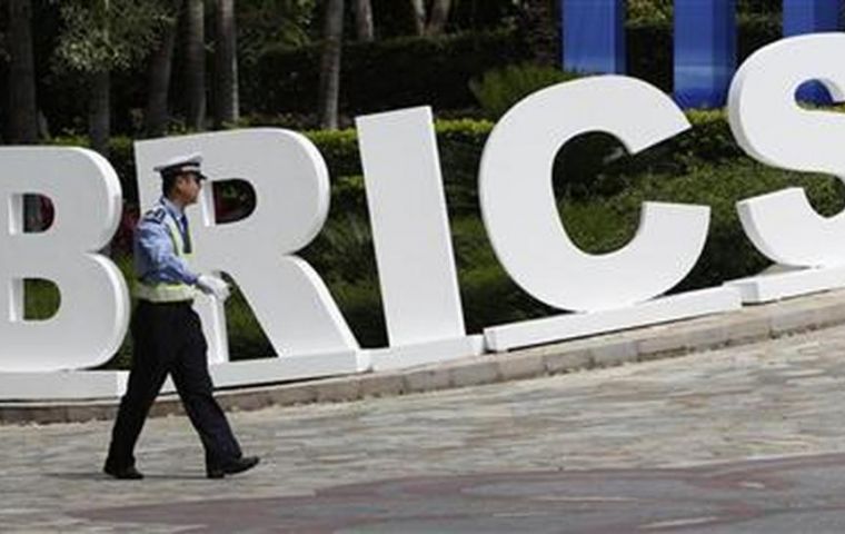 El reconocimiento internacional de los documentos nacionales de vacunación es vital para el BRICS