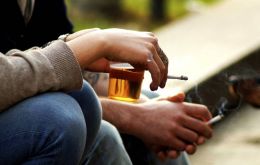 Las bebidas alcohólicas y el tabaco aumentaron solo un 2%