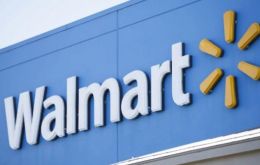 Walmart se suma a una nutrida lista de empresas extranjeras que se han ido de Argentina