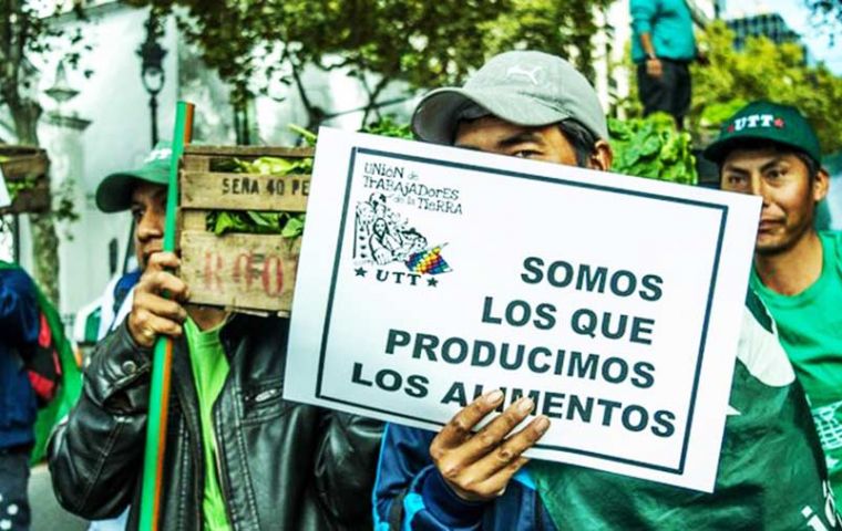  Los manifestantes quieren que Argentina logre la “soberanía alimentaria”