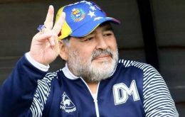 Maradona murió hace casi un año mientras su salud estaba en manos de los imputados.