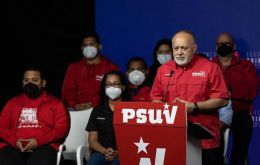 Cabello sacó a relucir el caso de las elecciones del pasado domingo en Nicaragua. “La UE nunca ha sido nuestra amiga”, también señaló