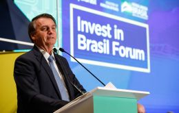 Más que socios, los brasileños son hermanos de los países árabes, según Bolsonaro