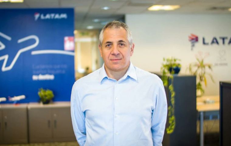 El gerente general de Latam, Roberto Alvo, dijo que la propuesta de Azul era “insuficiente”