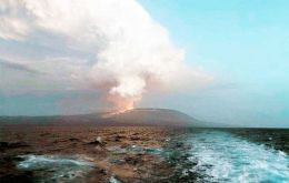 El volcán Wolf entró en erupción por última vez en 2015