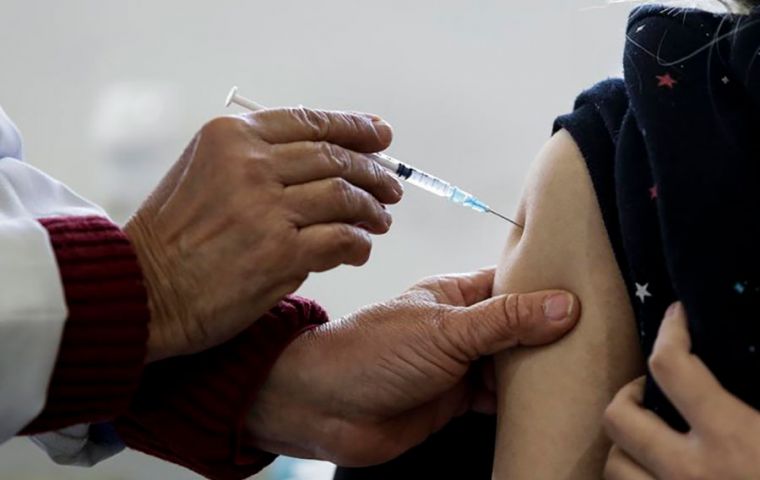 Un lote de 1,8 millones de dosis de la vacuna pediátrica de Pfizer llegará al Aeropuerto de Viracopos el 31 de enero