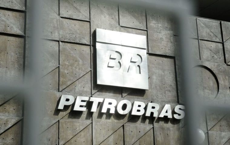 Pires fue el segundo revés consecutivo de Bolsonaro con respecto a Petrobras