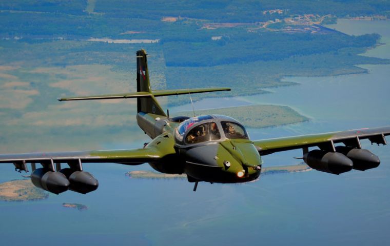 La FAU necesita reemplazar el modelo Dragonfly A-37 aún en servicio