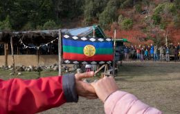 La decisión judicial de entregar la Escuela Militar de Montaña del Ejército a los mapuches que reclaman derechos ancestrales está ahora en revisión por la Corte Suprema de Justicia de la Nación