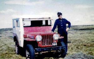 Un Jeep importado en 1947 por la Falkland Islands Company y utilizado en Darwin previo a la llegada de los Land Rover. Foto: J. Rowlands