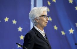 “Esperamos aumentar aún más las tasas de interés en las próximas reuniones”, dijo la presidente del BCE