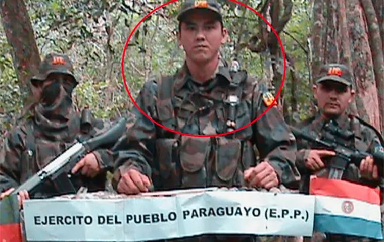 Se cree que Villalba participó en el secuestro de Cecilia Cubas, hija del ex presidente paraguayo Raúl Cubas (1998-1999), entre otros delitos